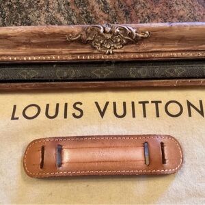 Louis Vuitton Tan Leather Belt Accessory